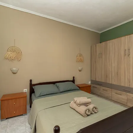Διαμέρισμα Kallithea Breeze Escape 2br With Dual Balconies & Open Views *