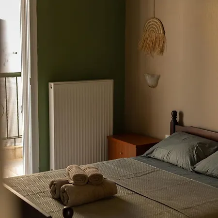Kallithea Breeze Escape 2br With Dual Balconies & Open Views *