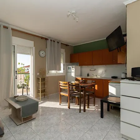 Kallithea Breeze Escape 2br With Dual Balconies & Open Views *