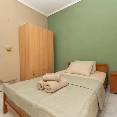 Διαμέρισμα Kallithea Breeze Escape 2br With Dual Balconies & Open Views