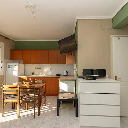 Kallithea Breeze Escape 2br With Dual Balconies & Open Views